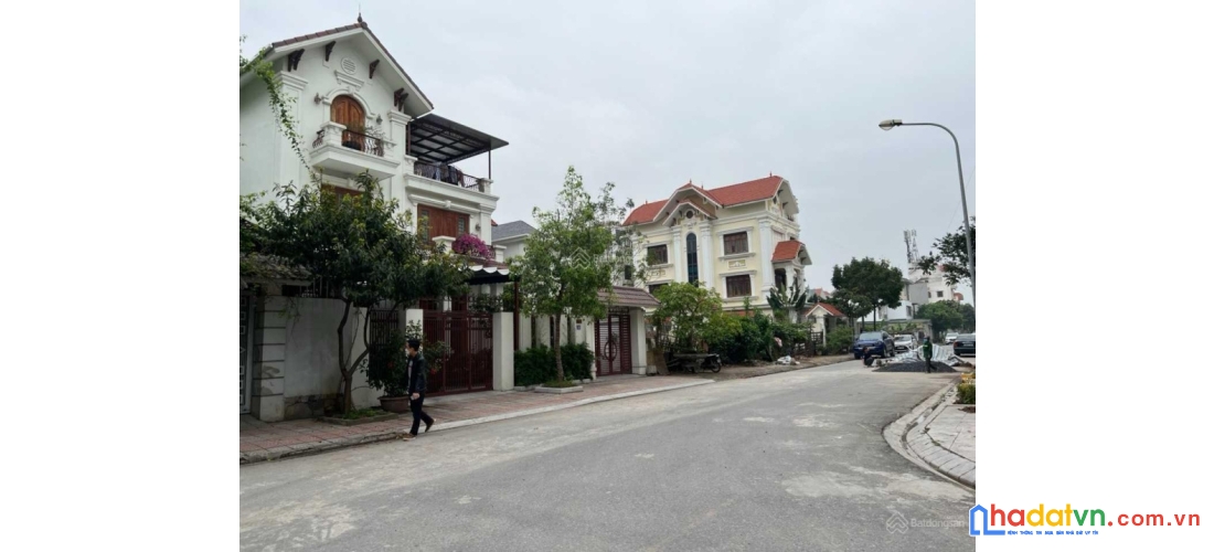 Bán đất tái định cư trâu quỳ/gia lâm đường 17m giá chỉ 160tr/m2 mặt tiền 6.5m sẵn dòng tiền