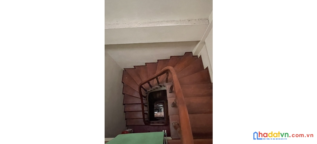 Bán nhà phố huỳnh thúc kháng, đống đa 38m, 5 tầng. giá: 16.5 tỷ. lh: 0937158386