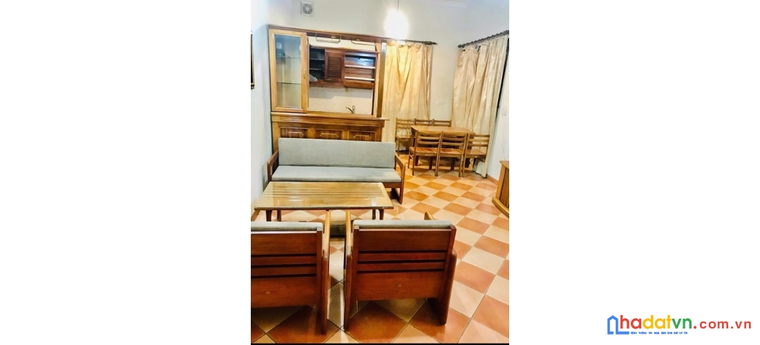 Bán nhà phố huỳnh thúc kháng, đống đa 38m, 5 tầng. giá: 16.5 tỷ. lh: 0937158386