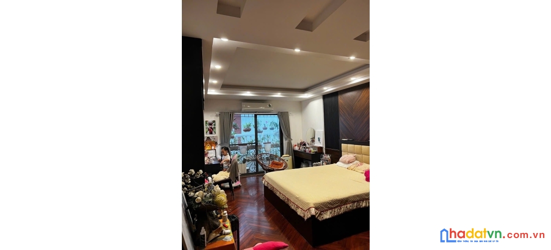 Bán nhà phố thái hà, đống đa 56m, 6 tầng. giá: 20.5 tỷ. lh: 0937158386