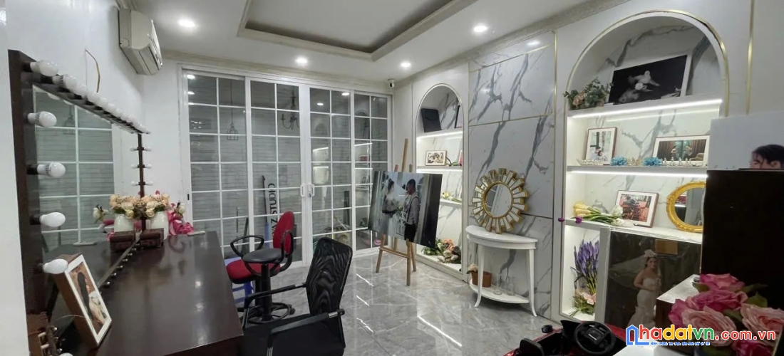 Bán nhà thái thịnh. đống đa. 7 tầng thang máy. ô tô. vỉa hè. dt 71m2. mt 3,7m. giá 32,6 tỷ