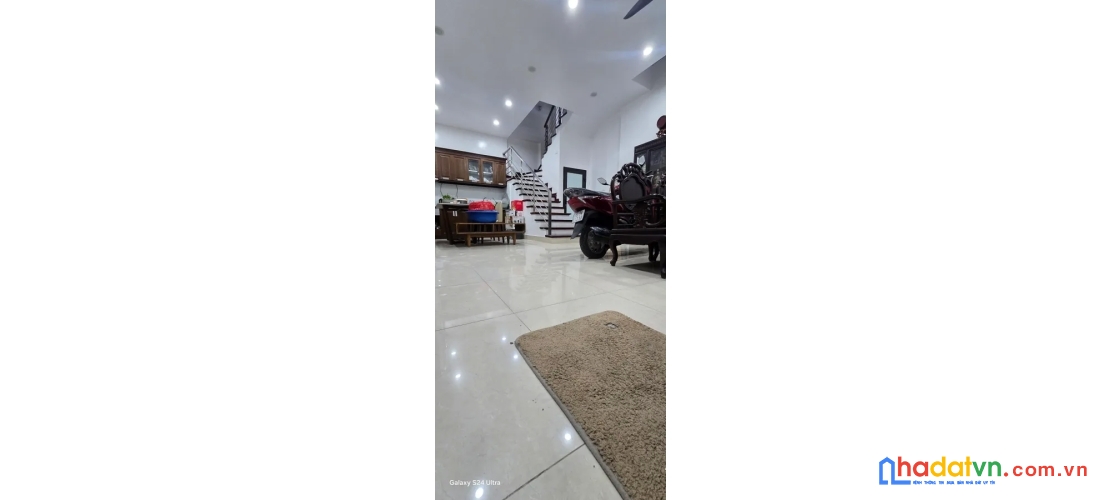 Bán nhà vũ ngọc phan. đống đa. dt 48m2. mt 8m. 4 tầng. giá 13.1 tỷ