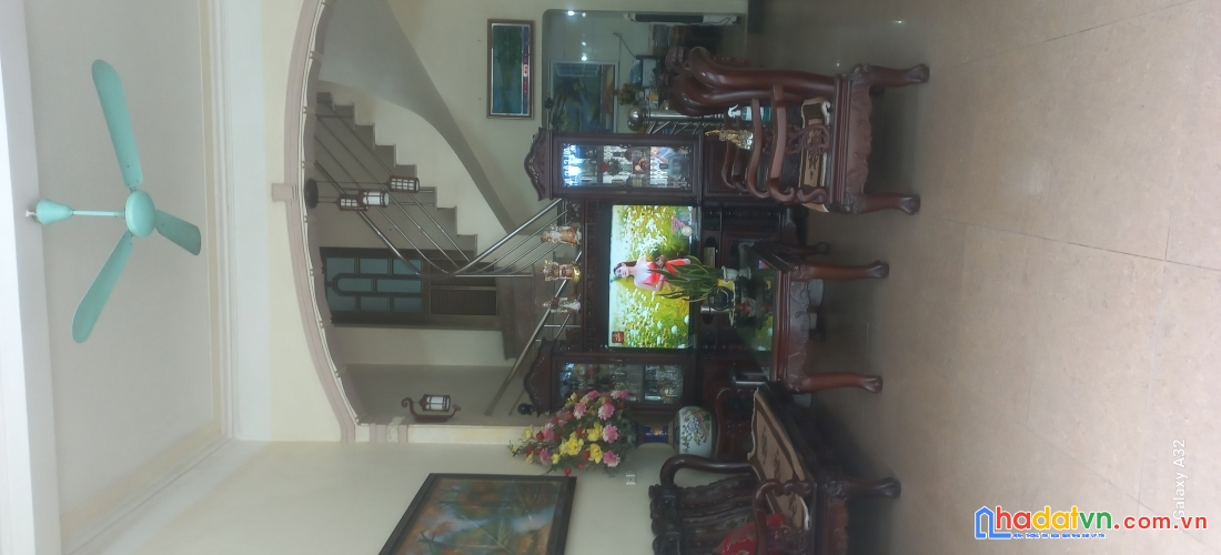 Bán nhà 3 tầng mặt đường nguyễn thiện thuật tp nam định