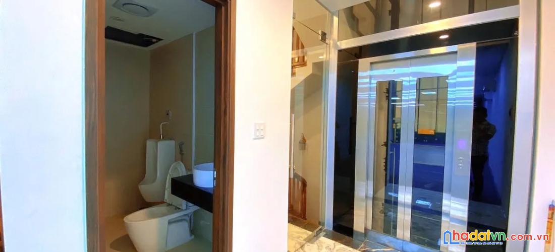 Bán nhà mặt phố xuân quỳnh. cầu giấy. ô tô. vỉa hè. thang máy. dt 82m2. mt 5m. giá 41.8 tỷ
