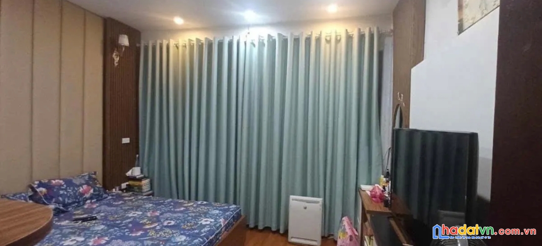 Bán nhà thái hà. đống đa. ô tô. dt 41m2. mt 4.1m. 5 tầng. giá 22.4 tỷ.