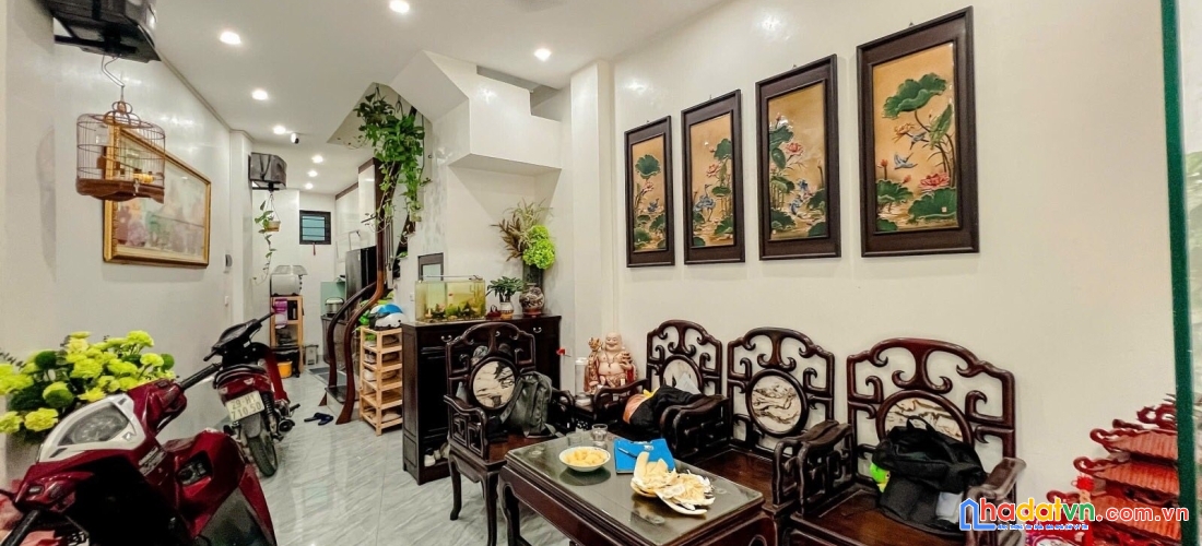 Bán nhà phố trương định, hoàng mai 36m, 5 tầng. giá: 10 tỷ. lh: 0937158386