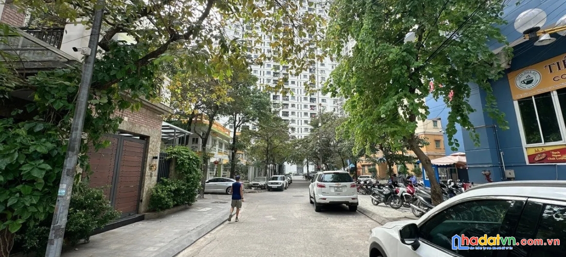 Bán nhà bt nguyễn cơ thạch. nam từ liêm. ô tô. vỉa hè. dt 136m2. mt 10m. giá 43.8 tỷ