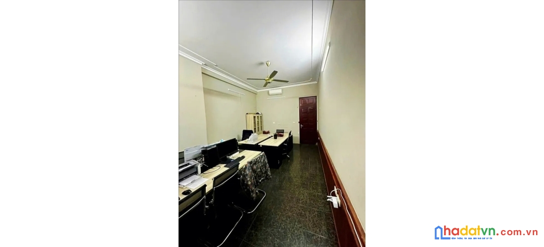Bán nhà trung kính. cầu giấy. ô tô. vỉa hè. dt 90m2. mt 4.2m. 4 tầng. giá 42.3 tỷ.
