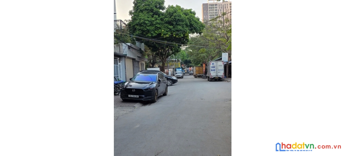 Bán nhà trung kính. cầu giấy. ô tô. vỉa hè. dt 90m2. mt 4.2m. 4 tầng. giá 42.3 tỷ.