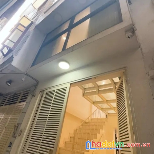 Bán nhà định công thượng. hoàng mai. dt 36m2. mt 3.1m. 5 tầng. giá 8.26 tỷ