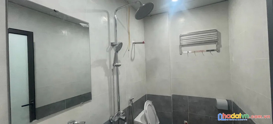 Bán nhà quỳnh đô 50m2 x 5 tầng, mặt tiền 4.5m, ngõ ô tô, giá 6.5 tỷ