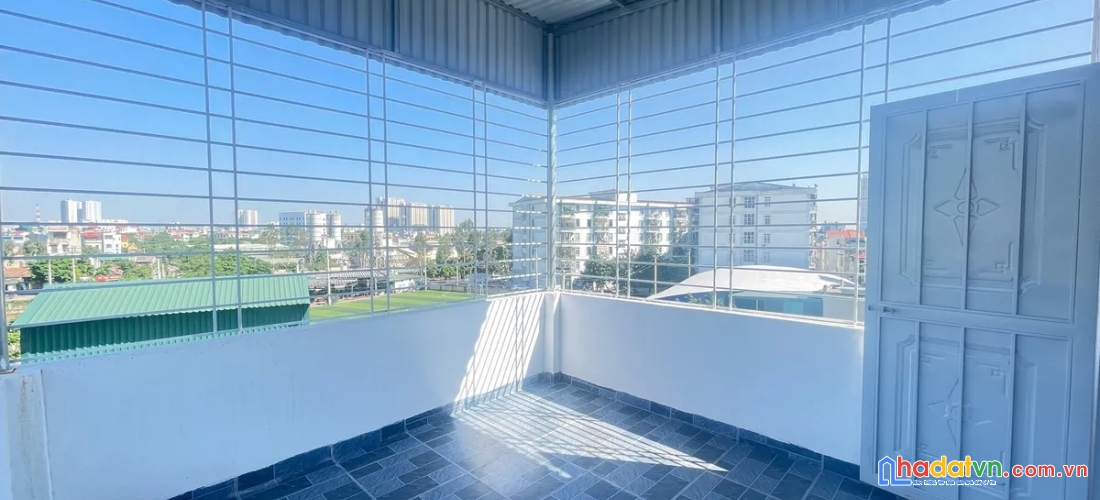 Bán nhà quỳnh đô 50m2 x 5 tầng, mặt tiền 4.5m, ngõ ô tô, giá 6.5 tỷ