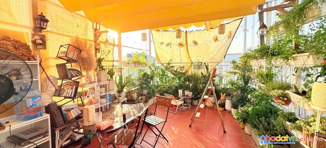 Bán nhà phố tam khương, đống đa 42m, 8 tầng. giá: 18.5 tỷ