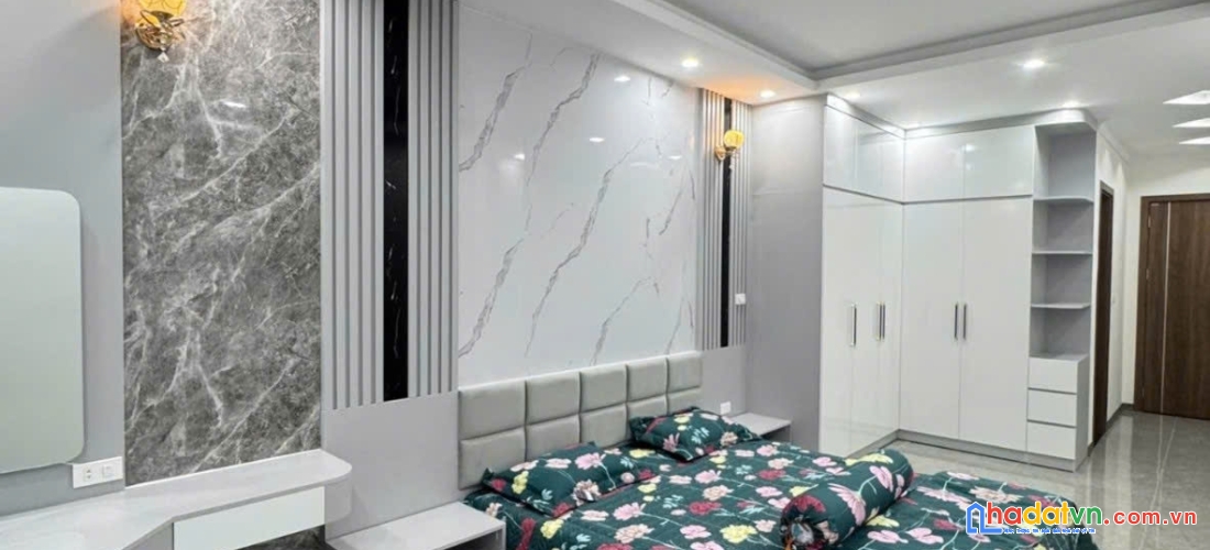 Nóng nóng nóng - nhà đẹp - giảm chào 600tr quyết bán nhanh trước tết
