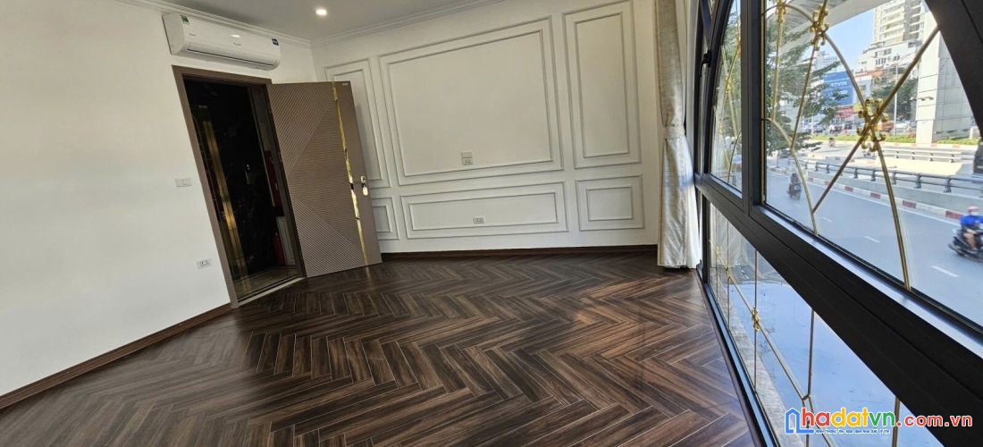 Bán nhà mặt phố đại la, hai bà trưng 45m, 7 tầng, mt 5m. giá: 30.9 tỷ. lh: 0937158386