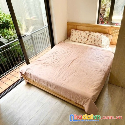 Bán nhà chính kinh. thanh xuân. 7 tầng thang máy. lô góc. dt 44m2. mt 4m. giá 14.9 tỷ