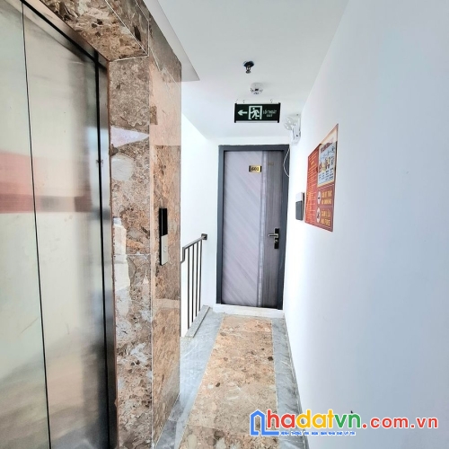 Bán nhà mỹ đình. nam từ liêm. 7 tầng thang máy. dt 42m2. mt 4.2m. giá 11.5 tỷ