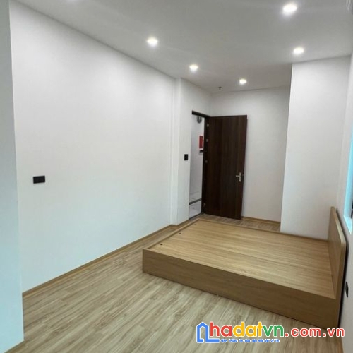 Bán nhà phương liệt. thanh xuân. thang máy. lô góc. ô tô. dt 146m2. mt 5.5m. giá 37.6 tỷ