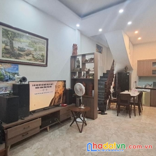 Bán nhà thái hà. đống đa. ô tô. dt 33m2. mt 3.9m. 4 tầng. giá 14.9 tỷ