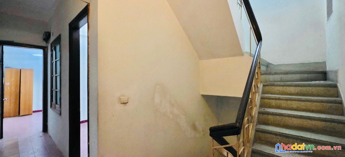 Bán nhà hoàng văn thái. thanh xuân. lô góc. ô tô. dt 106m2. mt 4.8m. giá 29.6 tỷ.
