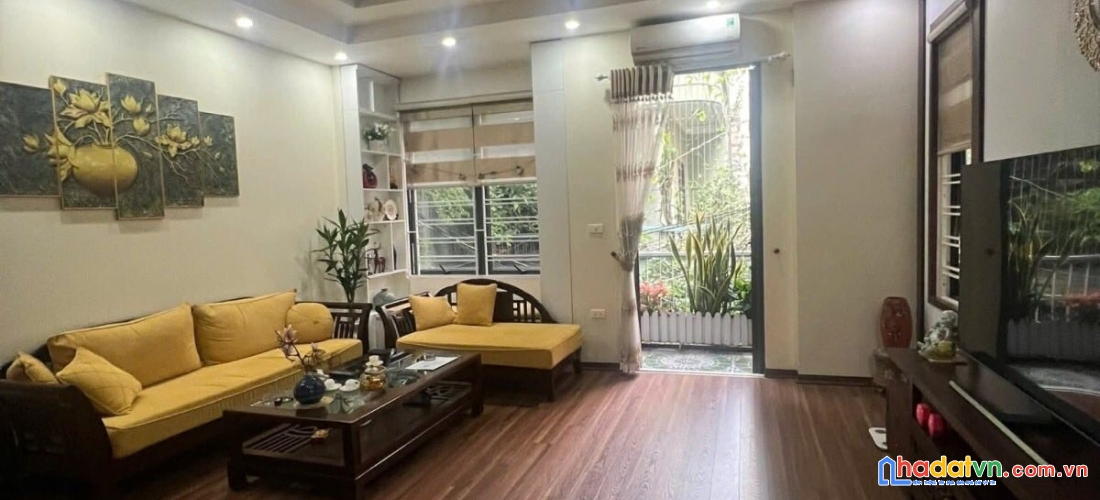 Bán nhà phố thái hà, đống đa 60m, 5 tầng, mt 4.5m. giá: 32 tỷ. lh: 0937158386