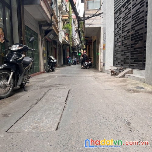 Bán nhà phố minh khai, hoàng mai 46m, 5 tầng. giá: 13.8 tỷ. lh: 0937158386