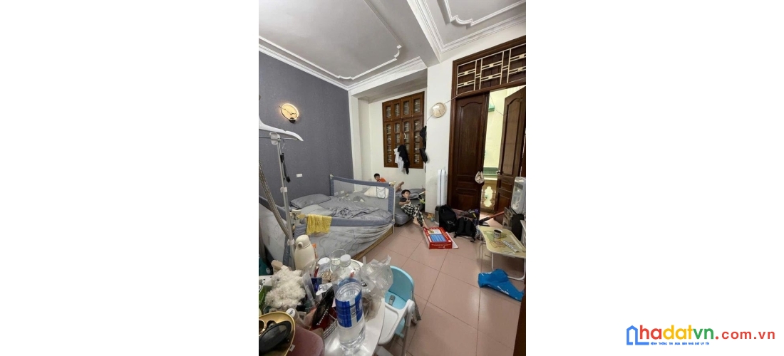 Bán nhà đỗ quang. cầu giấy. ô tô. dt 38m2. mt 4.3m. 5 tầng. giá 22.5 tỷ