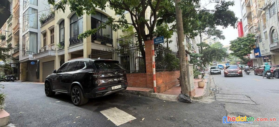 Bán nhà đỗ quang. cầu giấy. ô tô. dt 38m2. mt 4.3m. 5 tầng. giá 22.5 tỷ