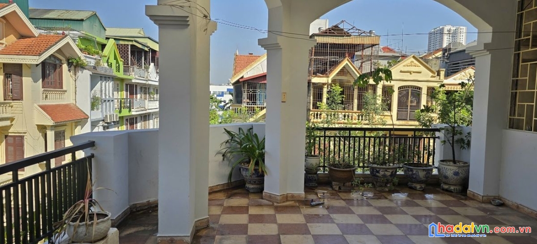 Bán nhà kđt đại kim. hoàng mai. lô góc. ô tô. vỉa hè. dt 60m2. mt 10m. 4 tầng. giá 22.7 tỷ
