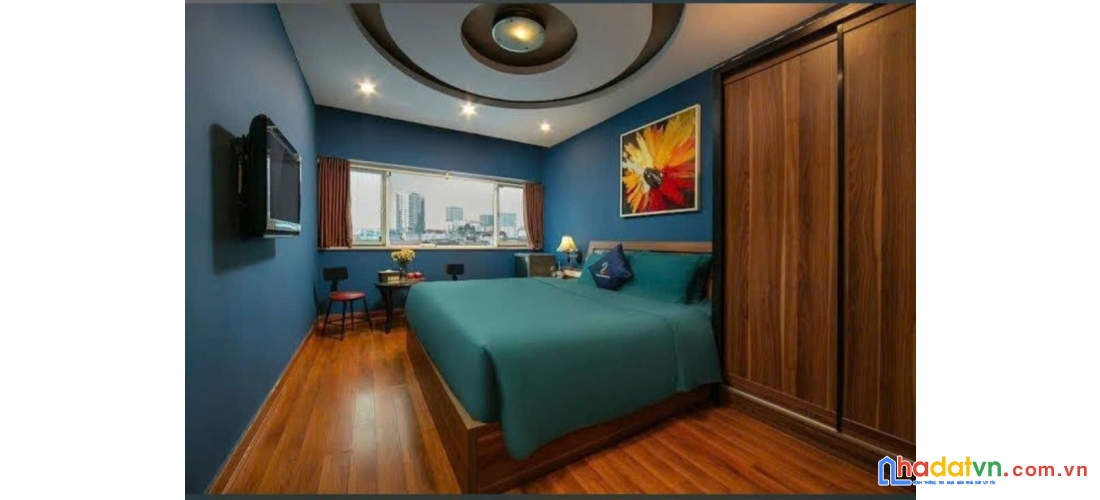 Bán nhà mặt phố trần quốc vượng. cầu giấy. lô góc. ô tô. vỉa hè. dt 130m2. giá 80.6 tỷ.