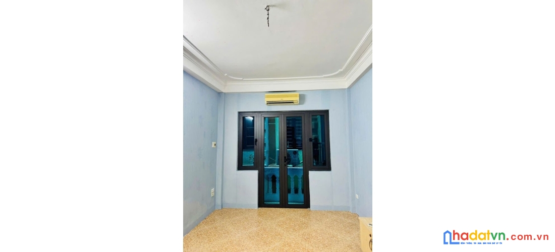 Bán nhà đường cầu giấy. cầu giấy. dt 30m2. mt 3.3m. 5 tầng. giá 7.9 tỷ.