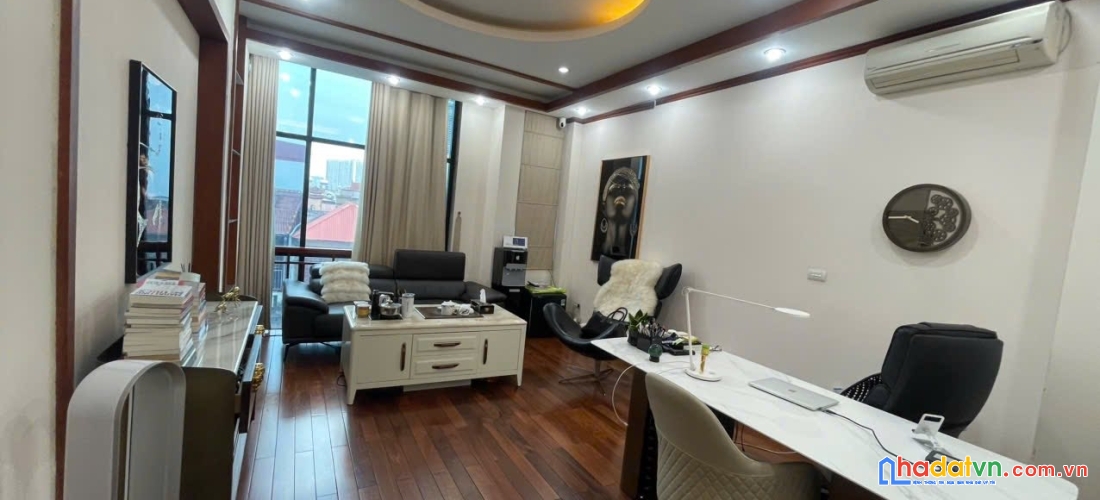 Bán nhà mặt phố xã đàn, đống đa 55m, 4 tầng, mt 4.5m. giá: 35 tỷ. lh: 0937158386