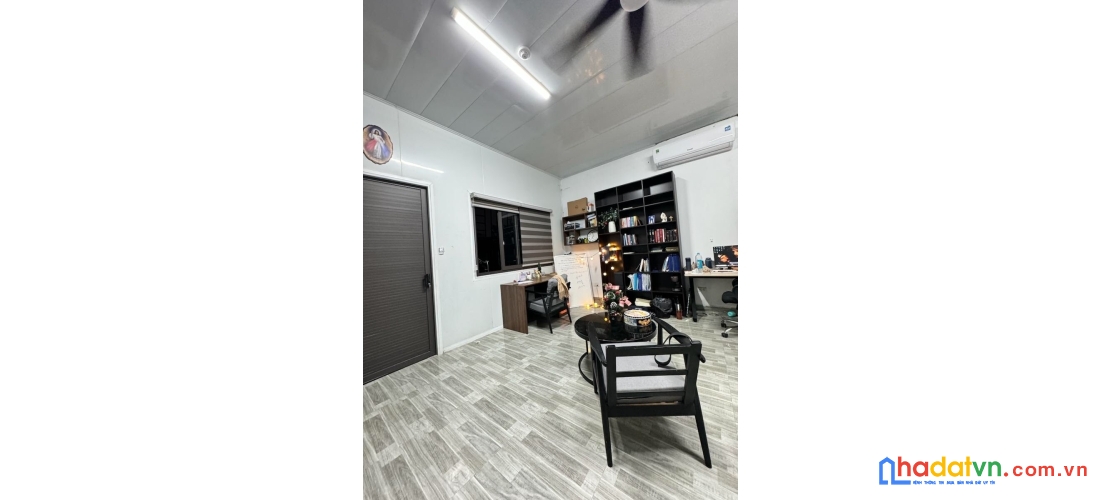 Bán nhà phố vọng, hai bà trưng 48m, 6 tầng, mt 6.3m. giá: 25.9 tỷ. lh: 0937158386