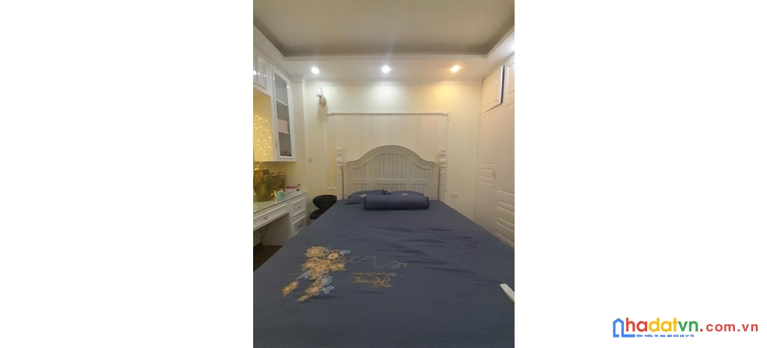 Bán nhà chợ khâm thiên. đống đa. dt 29m2. mt 3.2m. 4 tầng. giá 6.62 tỷ