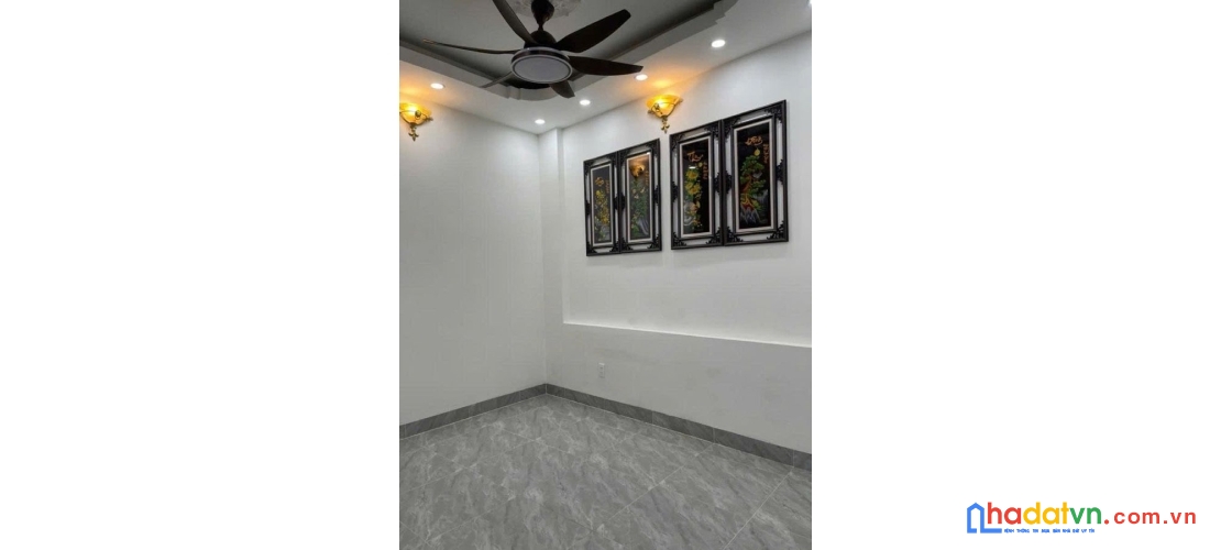 Bán nhà đê la thành. ba đình. dt 42m2. mt 6m. 4 tầng. giá 8.26 tỷ