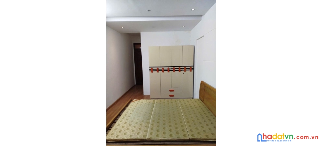 Bán nhà giáp nhị. hoàng mai. dt 32m2. mt 3.2m. 5 tầng. giá 6.88 tỷ.