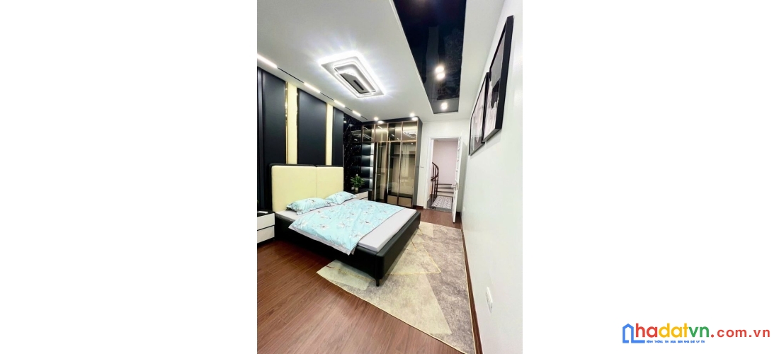 Bán nhà võ chí công. cầu giấy. dt 32m2. mt 3.8m. 5 tầng. giá 7.95 tỷ
