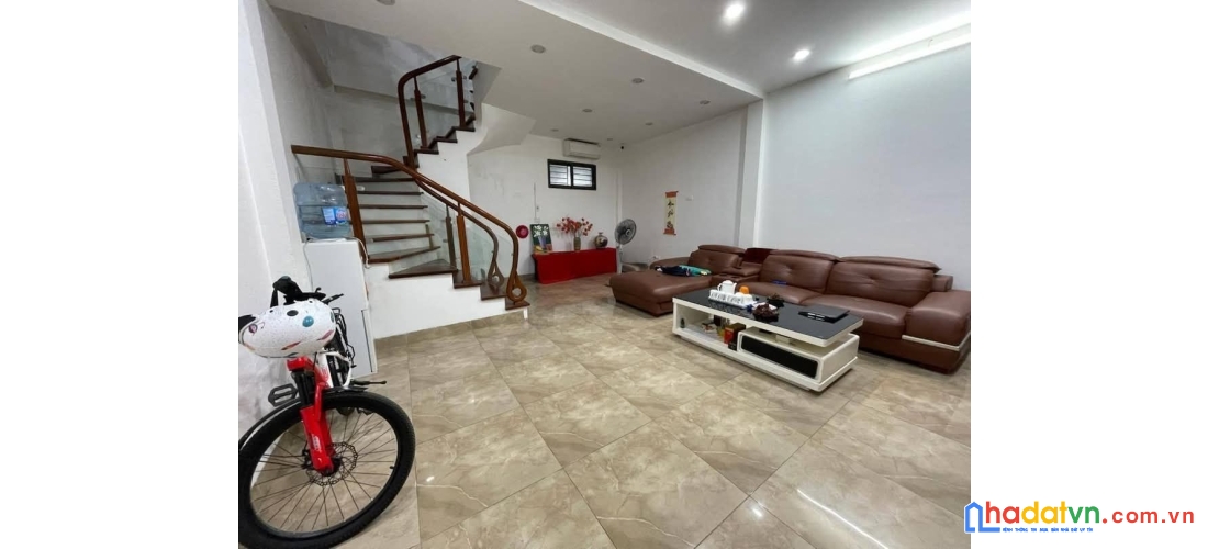 Bán nhà triều khúc. thanh xuân. dt 36m2. mt 5.4m. 4 tầng. giá 6.68 tỷ