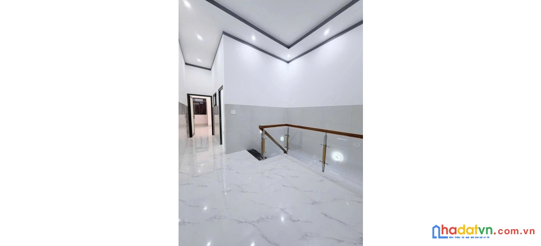 Căn góc nguyễn chí thanh nhà trệt lầu có sân xe hơi giá 2,98 tỷ. sổ hồng riêng