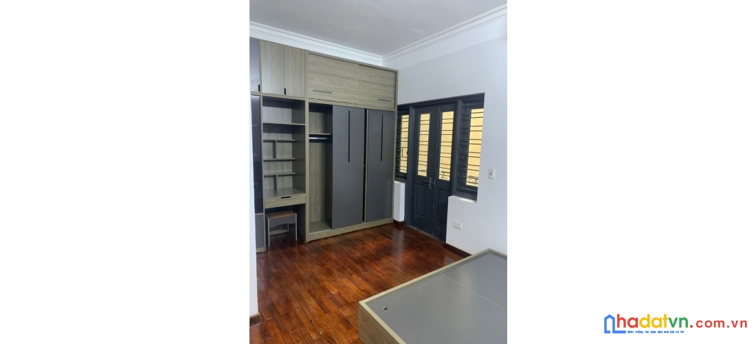 Bán nhà hai bà trưng, diện tích 51m2 x 4 tầng, mặt tiền 4m, giá 12.3 tỷ