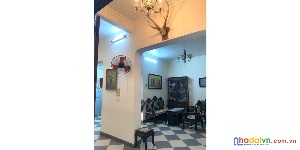 Bán nhà đường hoàng mai. ô tô. kinh doanh. dt 80m2. mt 6.5m. 4 tầng. giá 24.3 tỷ
