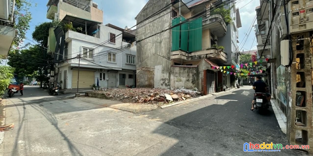 Bán lô đất 3 mặt tiền siêu kinh doanh tại trung tâm trâu quỳ/gia lâm 70m2 mtien 10m