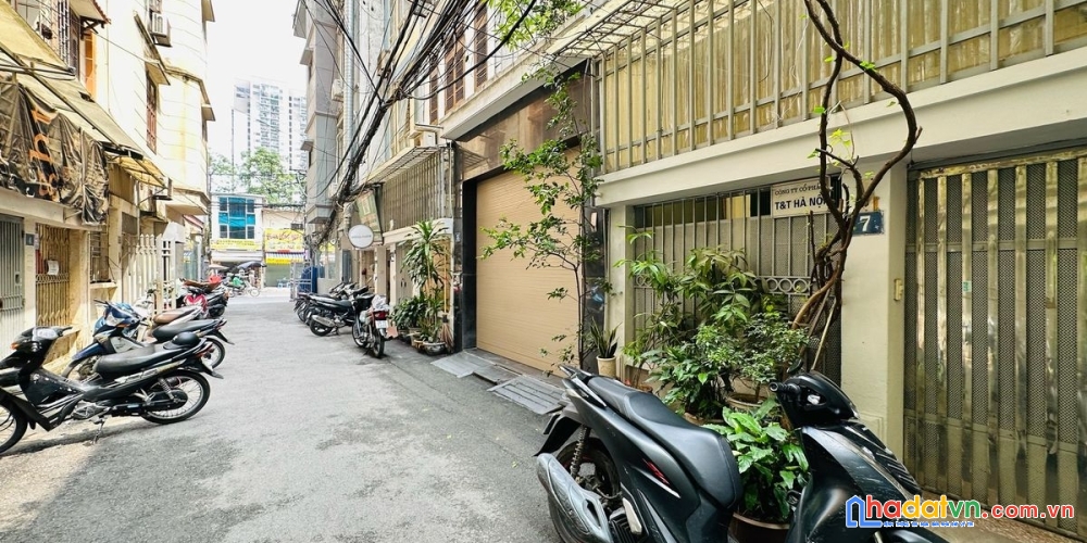 Bán nhà nguyễn tuân. thanh xuân. ô tô. dt 54m2. mt 3.7m. 4 tầng. giá 20.8 tỷ