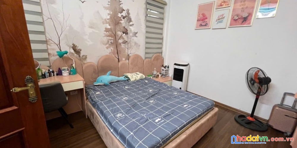 Bán nhà pháo đài láng. đống đa. 6 tầng thang máy. lô góc. ô tô. dt 56m2. giá 31.8 tỷ
