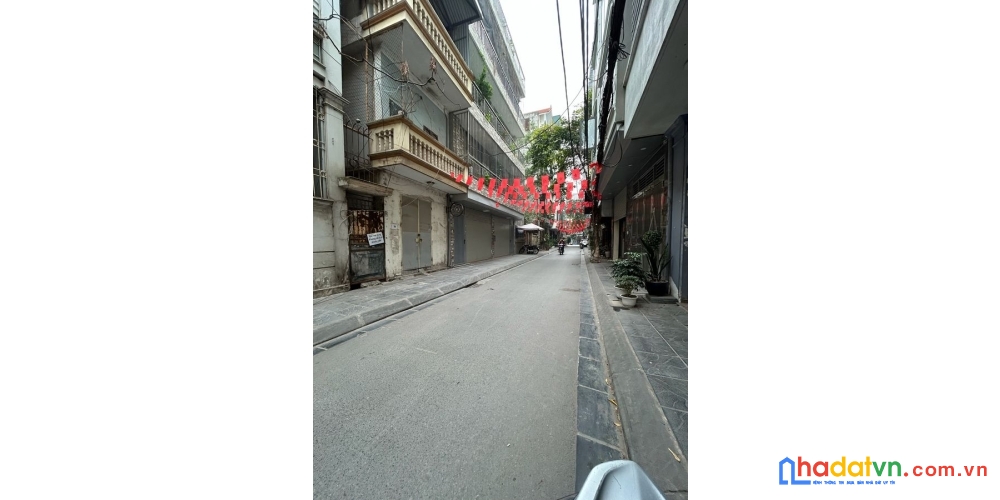 Bán nhà tô vĩnh diện. thanh xuân. lô góc. ô tô. vỉa hè. dt 96m2. mt 9.4m. giá 41.7 tỷ.