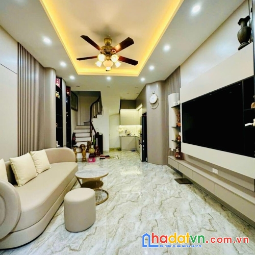Bán nhà phố thanh nhàn, hai bà trưng 40m, 5 tầng. giá: 11.6 tỷ