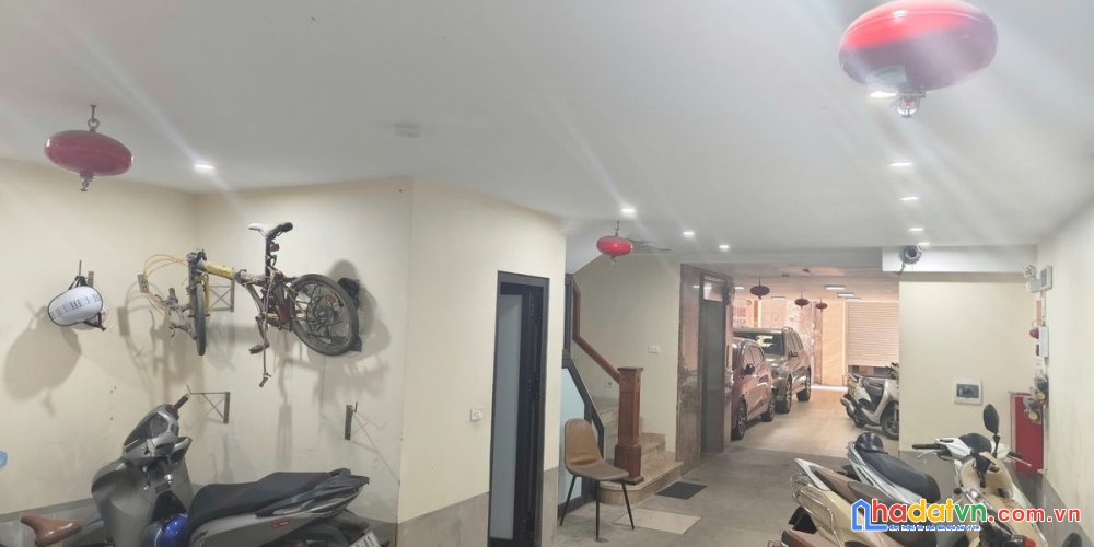 Bán nhà trường chinh. đống đa. 9 tầng thang máy. ô tô. dt 111m2. mt 4.8m. giá 42.5 tỷ