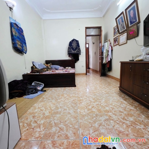 Bán nhà yên hòa. cầu giấy. ô tô. dt 50m2. mt 3.6m. 5 tầng. giá 14.5 tỷ. 