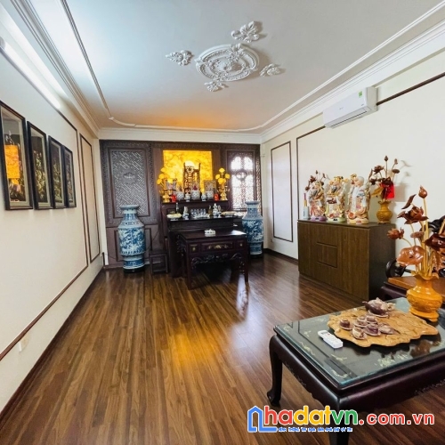 Bán nhà mặt phố nguyễn tư giản. hoàn kiếm. ô tô. dt 70m2. mt 4m. 6 tầng. giá 22.4 tỷ