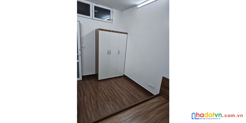 Bán nhà 2 mặt ngõ nguyễn khang. cầu giấy. ô tô. dt 53m2. mt 4.2m. 5 tầng. giá 12.4 tỷ